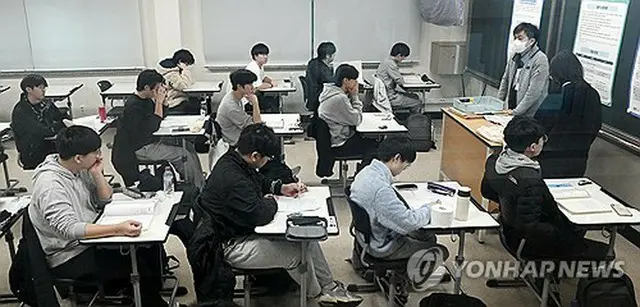 昨年の大学修学能力試験の様子（共同取材）＝（聯合ニュース）