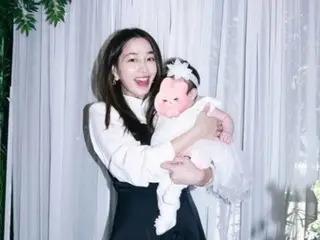 女優イ・ミンジョン、あっという間に成長した娘を自慢…「時間は本当に早い」