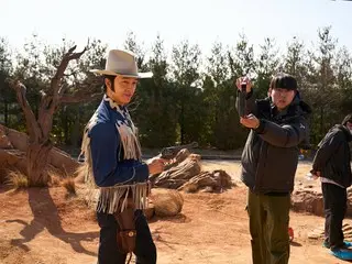 Netflix映画「グッドニュース」、未公開スチール公開