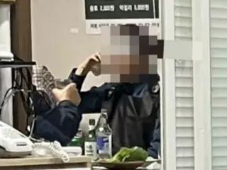 店の前にパトカーを止めて制服姿で飲酒？…警察「勤務中の飲酒はなかった」＝韓国