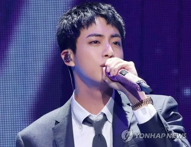 ＢＴＳのＪＩＮ（ビッグヒットミュージック提供）＝（聯合ニュース）≪転載・転用禁止≫