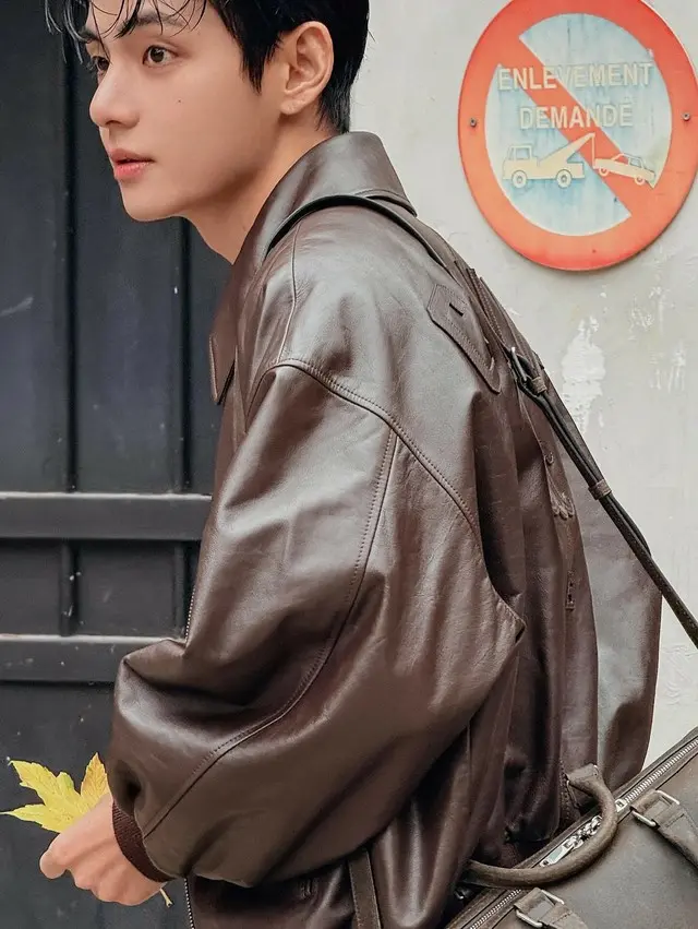 「BTS」V、除隊後に男性美爆発