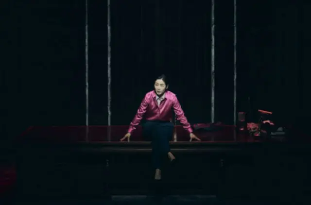 女優キム・シンロク、世の中に出る勇気一歩…一人芝居「プリマ・ファシ」が投げかけた質問