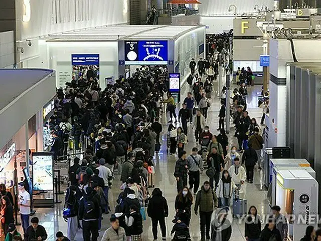 仁川国際空港　ＡＰＥＣのため保安検査強化＝「余裕もって到着を」