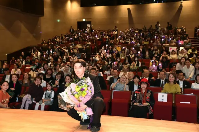 【イベントレポ】「EXO」LAY(張芸興/チャン・イーシン)、最優秀主演男優賞受賞!“アイドルは演技ができない”は過去の話「きょう、ここに立っているのはアイドルであり、俳優でもある張芸興です!」7