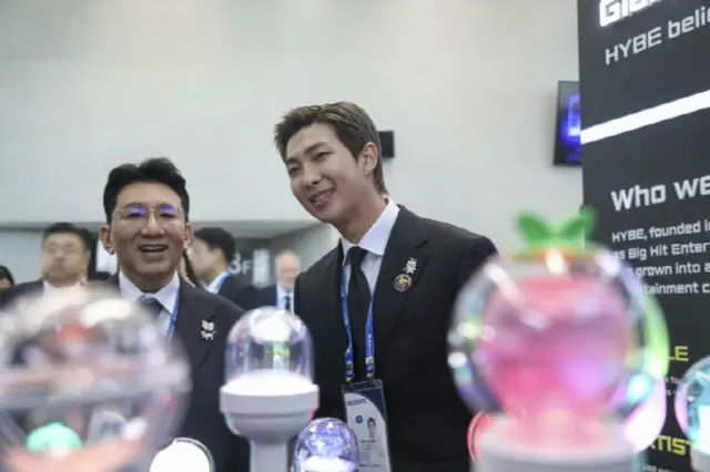 パン・シヒョクHYBE議長＆RM（BTS）3