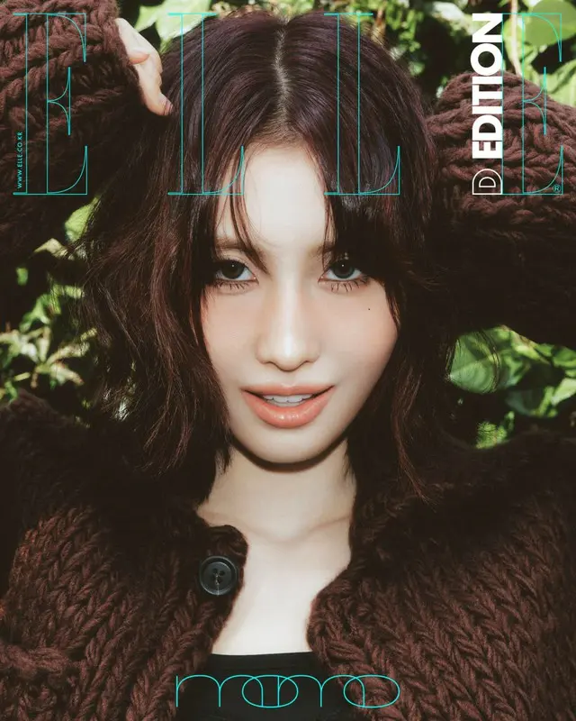 「TWICE」モモ、ファッションマガジンのデジタルカバーを飾った都会的な美貌01