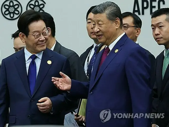 韓国大統領室「韓中首脳会談で朝鮮半島非核化・平和協議へ」