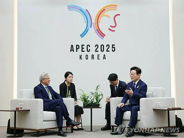 李大統領　エヌビディアＣＥＯと面会＝ＡＩ大国飛躍へ協力要請