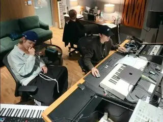 「TXT」ヨンジュン、レコーディングスタジオでのライブを公開…初のソロアルバムで“ヨンジュンコア”に期待