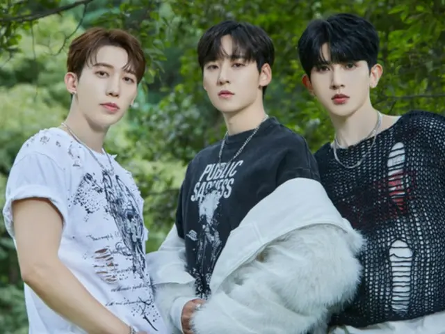 「UKISS」のフン＆ケビン＆キソプ、「UX1」結成…12月に大阪と東京でクリスマスコンサート開催