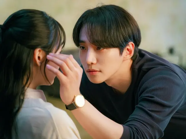 イ・ジュノ（2PM）、「テプン商事」でさらに進化したロマンス演技…独歩的な存在感