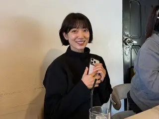 パク・シネ、無修正の原本もこんなにきれいだなんて！…ボブスタイルがかわいい