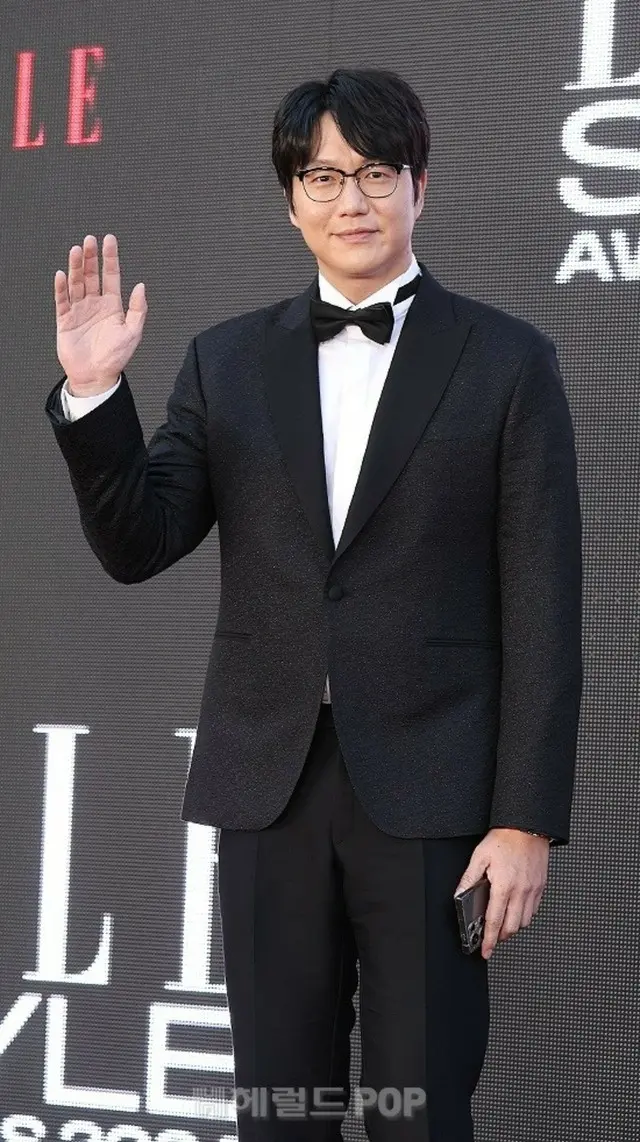 ソン・シギョン元マネージャー、妻の口座へ数千万円入金