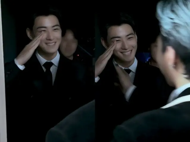 “軍人”チャウヌ（ASTRO）、G-DRAGONに敬礼…APECの舞台裏で出会った“2人のスター”