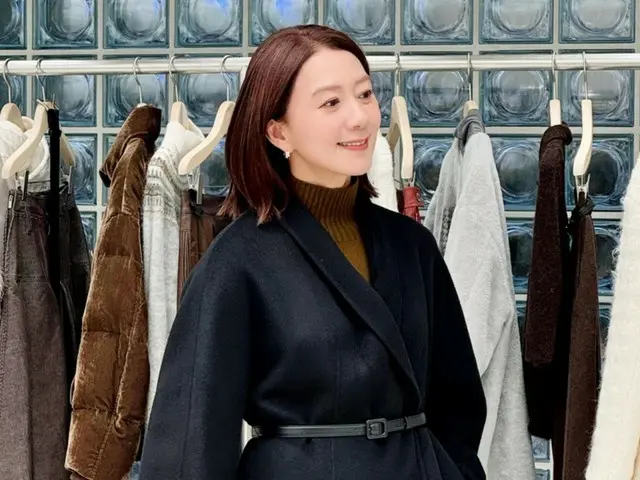 女優キム・ヒエ、生涯7号→5号サイズの「折れそうな足首」…ワナビー完売女の威厳