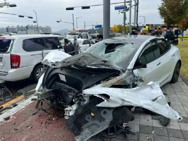 新世界百貨店前の道路で10台がからむ追突事故···16人死傷＝韓国大田