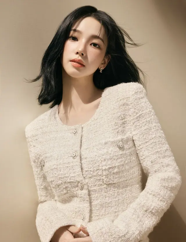 「aespa」KARINA、シャネルビューティのアンバサダーに抜てき…華麗なAI美貌02