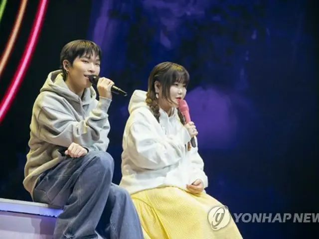［韓流］兄妹デュオＡＫＭＵ　ＹＧエンタ離れ独立へ