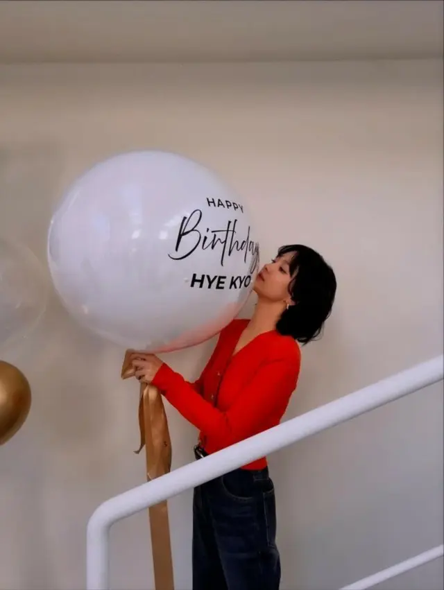 女優ソン・ヘギョ、ますます若返る姿…5