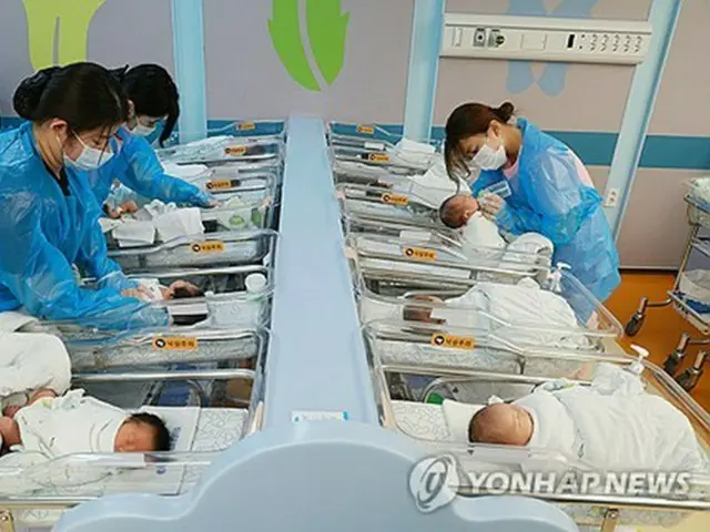 病院の新生児室（資料写真）＝（聯合ニュース）