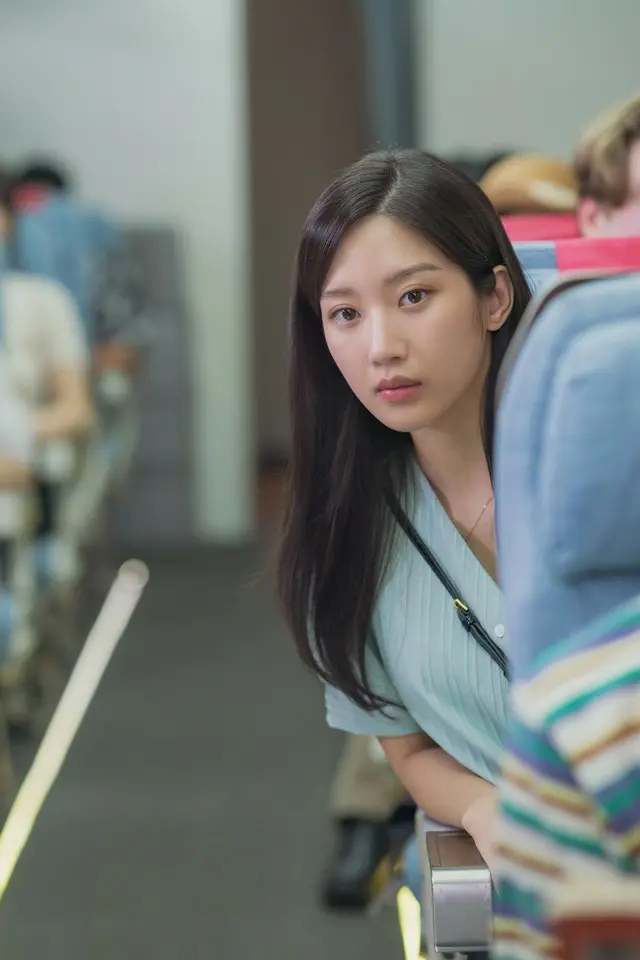 ムン・ガヨン、映画「もしも私たち」でク・ギョファンの初恋相手で元カノ役…「愛と、利と」とは異なるメロ