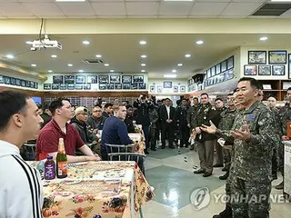 韓国軍制服組トップ　国連軍司令官とＪＳＡ警備大隊訪問