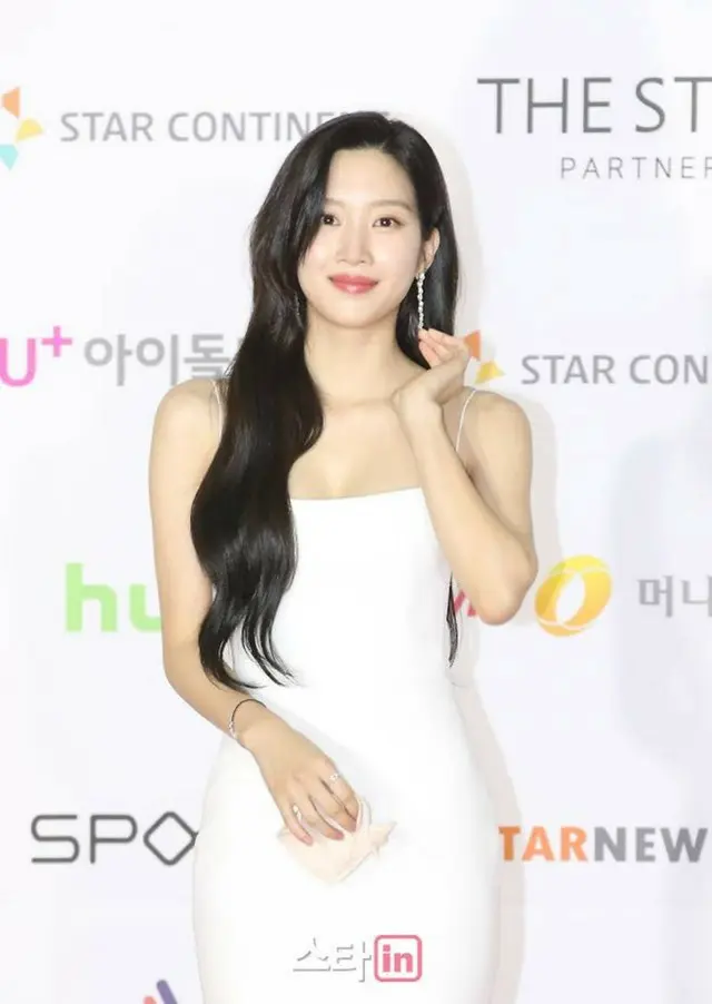 女優ムン・ガヨン、香港火災惨事に1000万ウォンを寄付