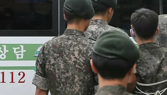 海軍が陸軍・空軍よりも「うつ病・不眠症」の割合が高い＝韓国