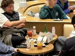 「スタバで焼酎にチキン」…相次ぐ中国人の迷惑行為＝韓国