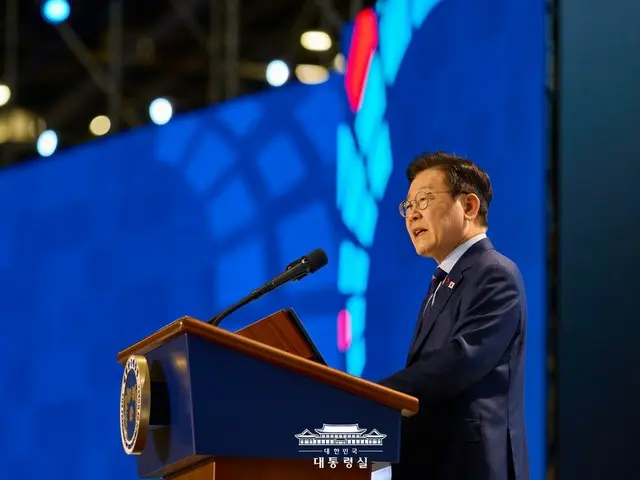 李大統領「平和的方法で統一を」…「核のない朝鮮半島を目指す」＝韓国