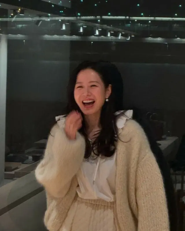 女優ソン・イェジン、忙しいのに妻として母としても役目は怠らない1