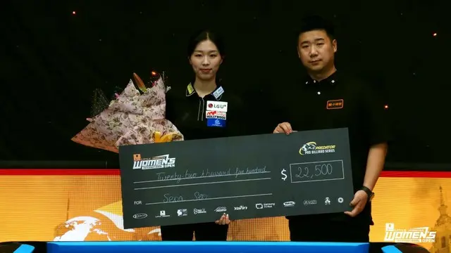 ソ・ソアが優勝後に授賞式を行っている（写真：大会組織委員会）