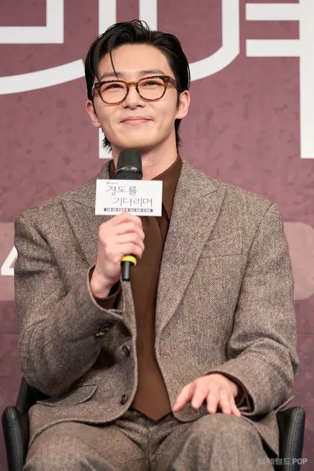 パク・ソジュン、「BTS」V＆＆パク・ヒョンシクら「ウガファミリー」について言及…「何かを始める時はいつも話する。フィードバックが楽しみ」