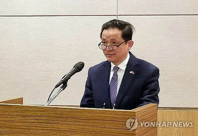 シンポジウムであいさつする戴兵・駐韓中国大使＝５日、ソウル（聯合ニュース）