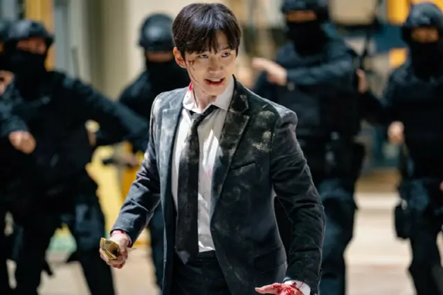 「2PM」ジュノ、Netflix「CASHERO」キャラクタースチール公開