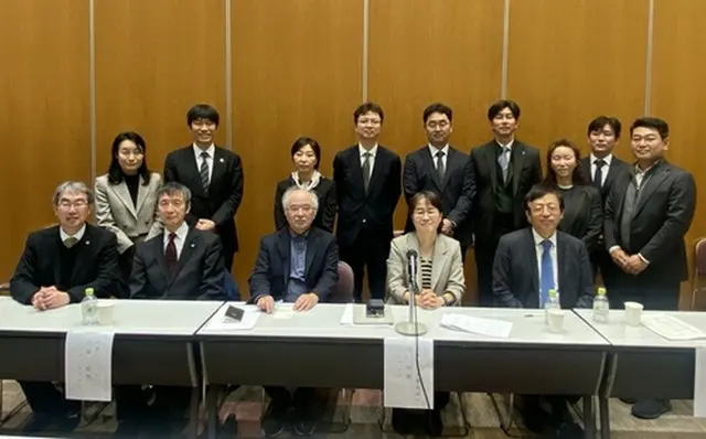 共同宣言を発表した韓日の法律家（イ・サンヒ弁護士提供）＝（聯合ニュース）≪転載・転用禁止≫