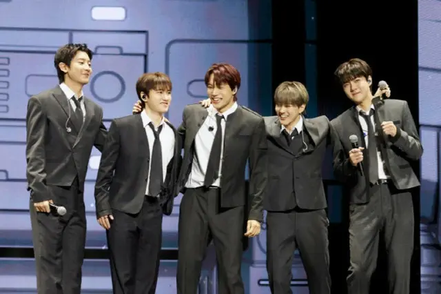 「EXO」がやってくる…8thフルアルバム「REVERXE」1月19日発売