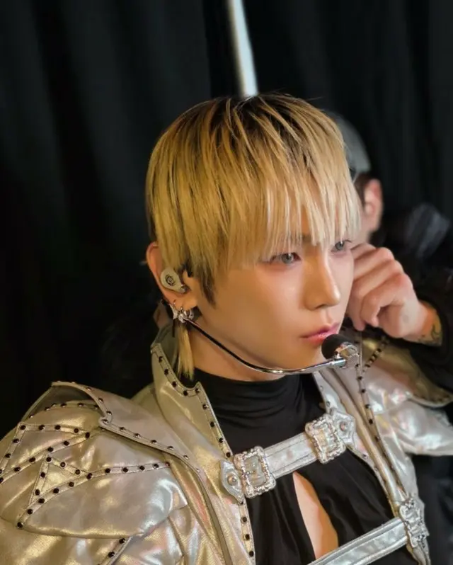 「SHINee」キー、派手なビジュアルの近況公開1