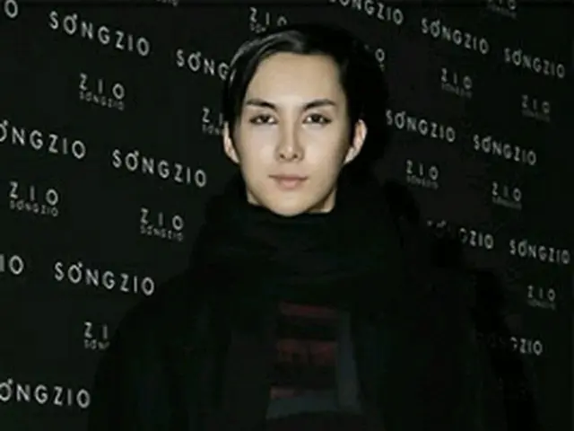 ソウルファッションウィークではショーモデルも務めたキム・ヒョンジュン=(聯合ニュース)