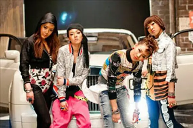 ＜2NE1＞