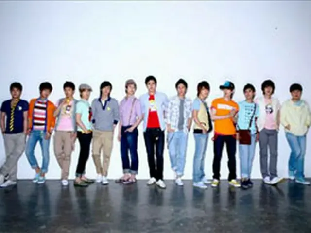 ＜SUPER JUNIOR＞