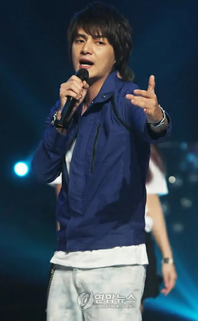 ＜T-MAX＞のキム・ジュン