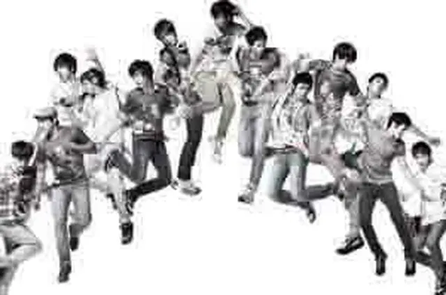 SUPER JUNIOR