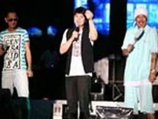 ＜DJ.DOC＞と夏の恋を！プールでパーティー形式ライブ開催