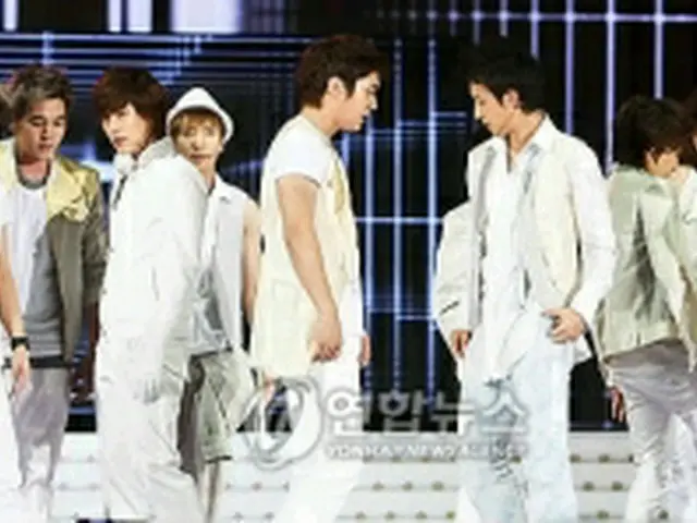 ＜SUPER JUNIOR＞＝（聯合ニュース）
