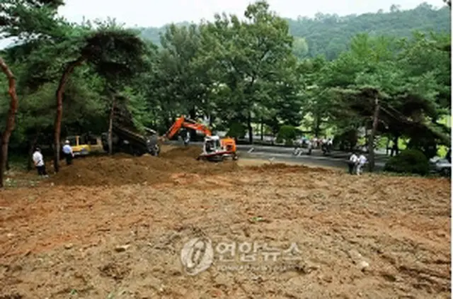 墓所造成工事が進められている国立顕忠院・国家有功者墓地＝20日、ソウル（聯合ニュース）
