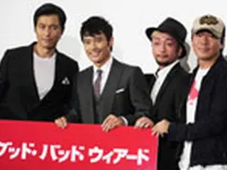 『グッド・バッド・ウィアード』舞台挨拶 イ・ビョンホン＆チョン・ウソンら出席