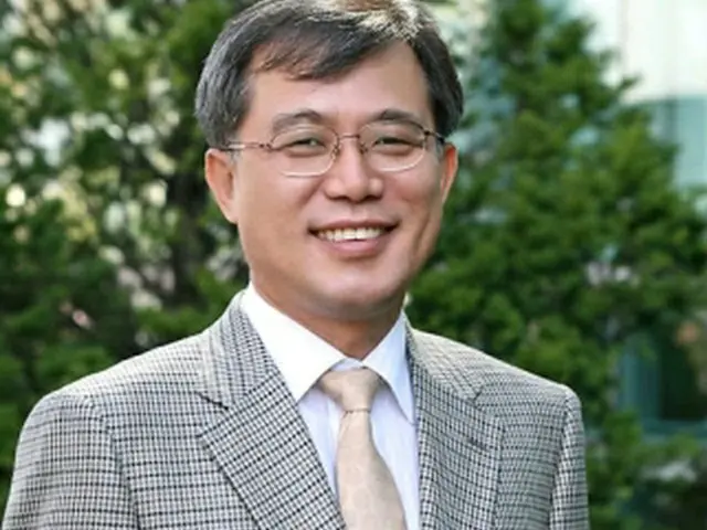 成均館大学のユン・ジボム教授＝4日、ソウル（聯合ニュース）