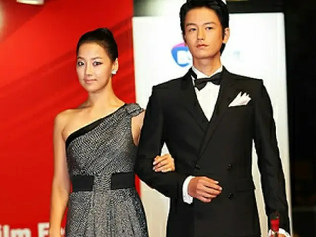 （左から）ハン・ジヘ、イム・ジュファン